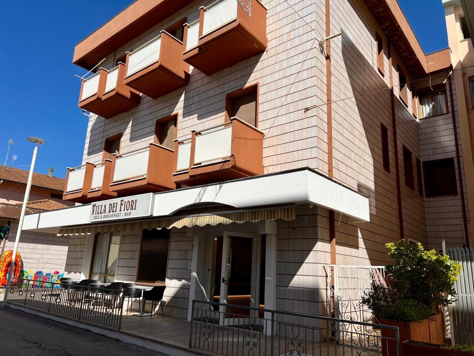 Hotel Villa Dei Fiori Беллария-Иджеа-Марина Экстерьер фото