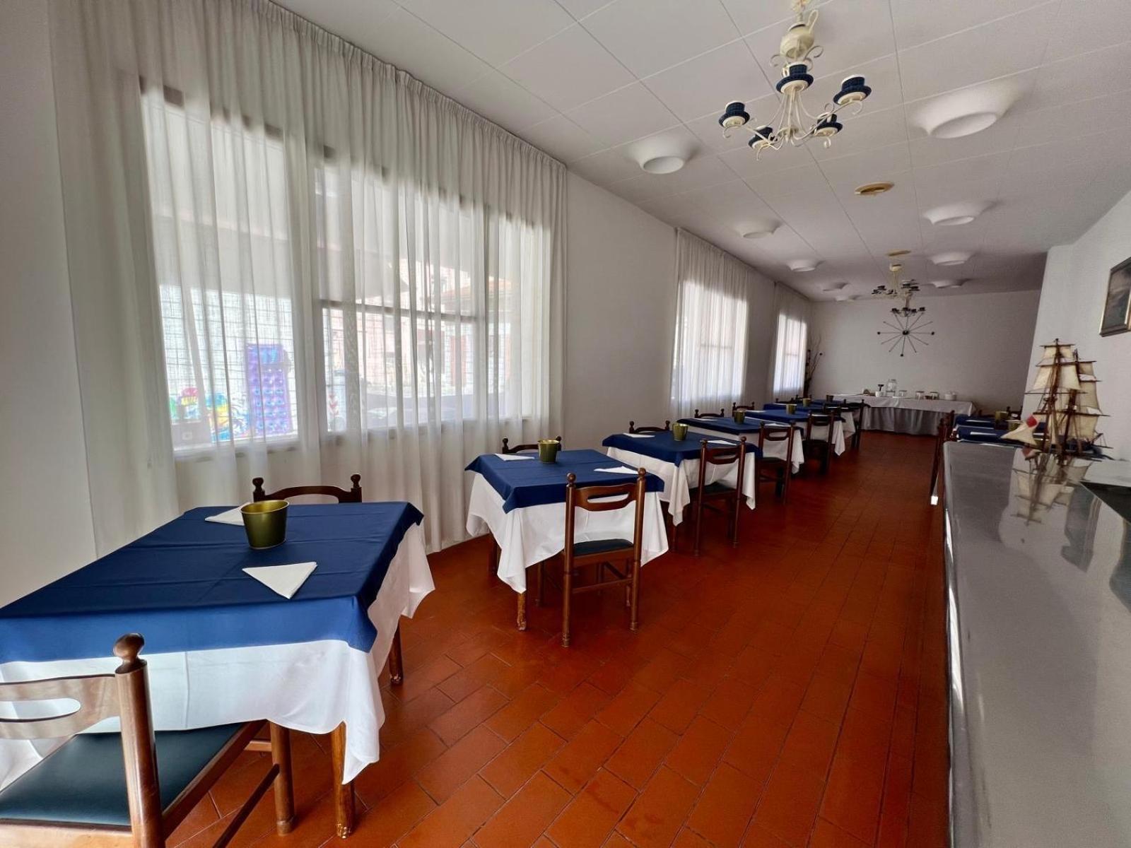 Hotel Villa Dei Fiori Беллария-Иджеа-Марина Экстерьер фото