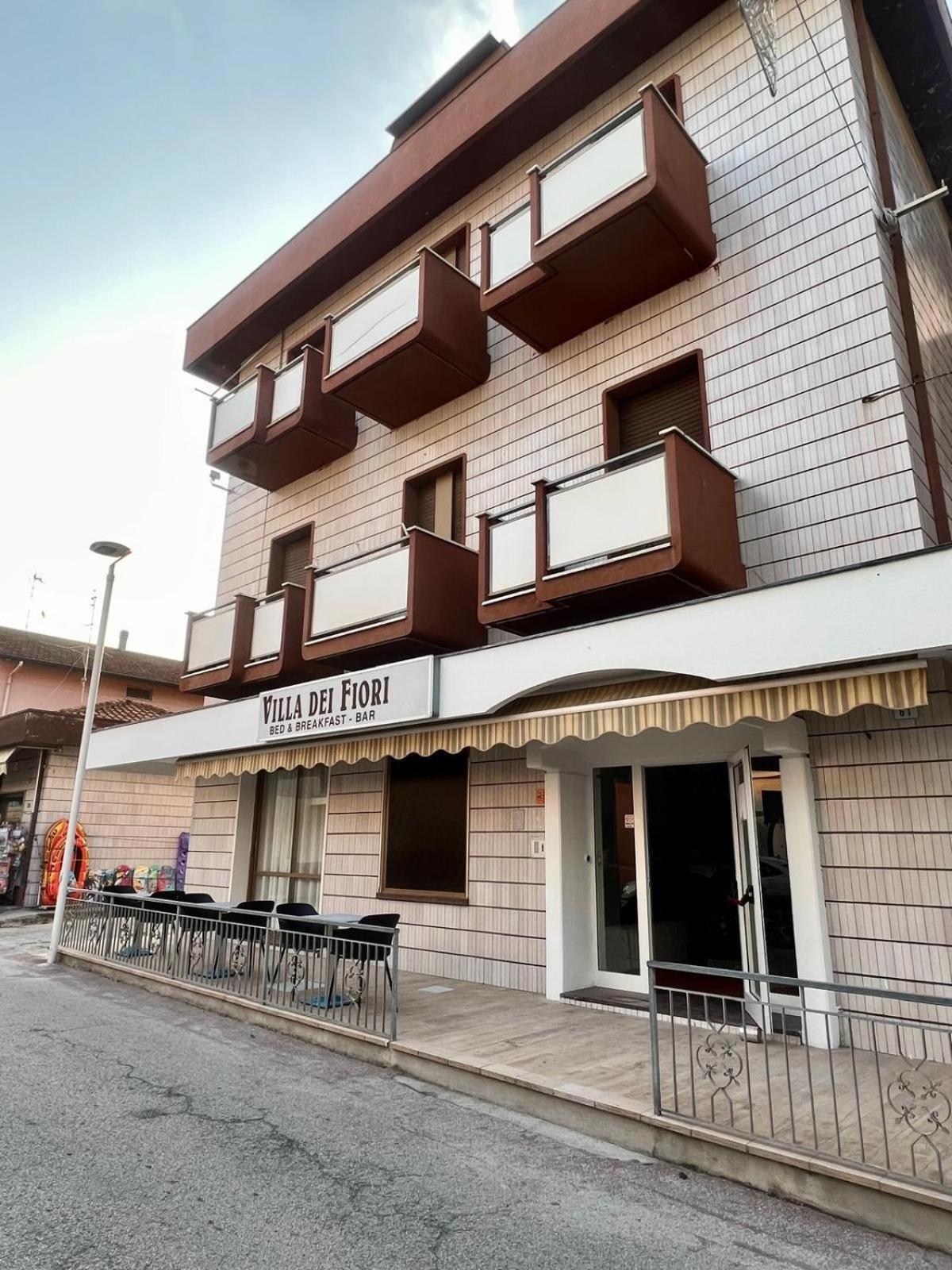 Hotel Villa Dei Fiori Беллария-Иджеа-Марина Экстерьер фото