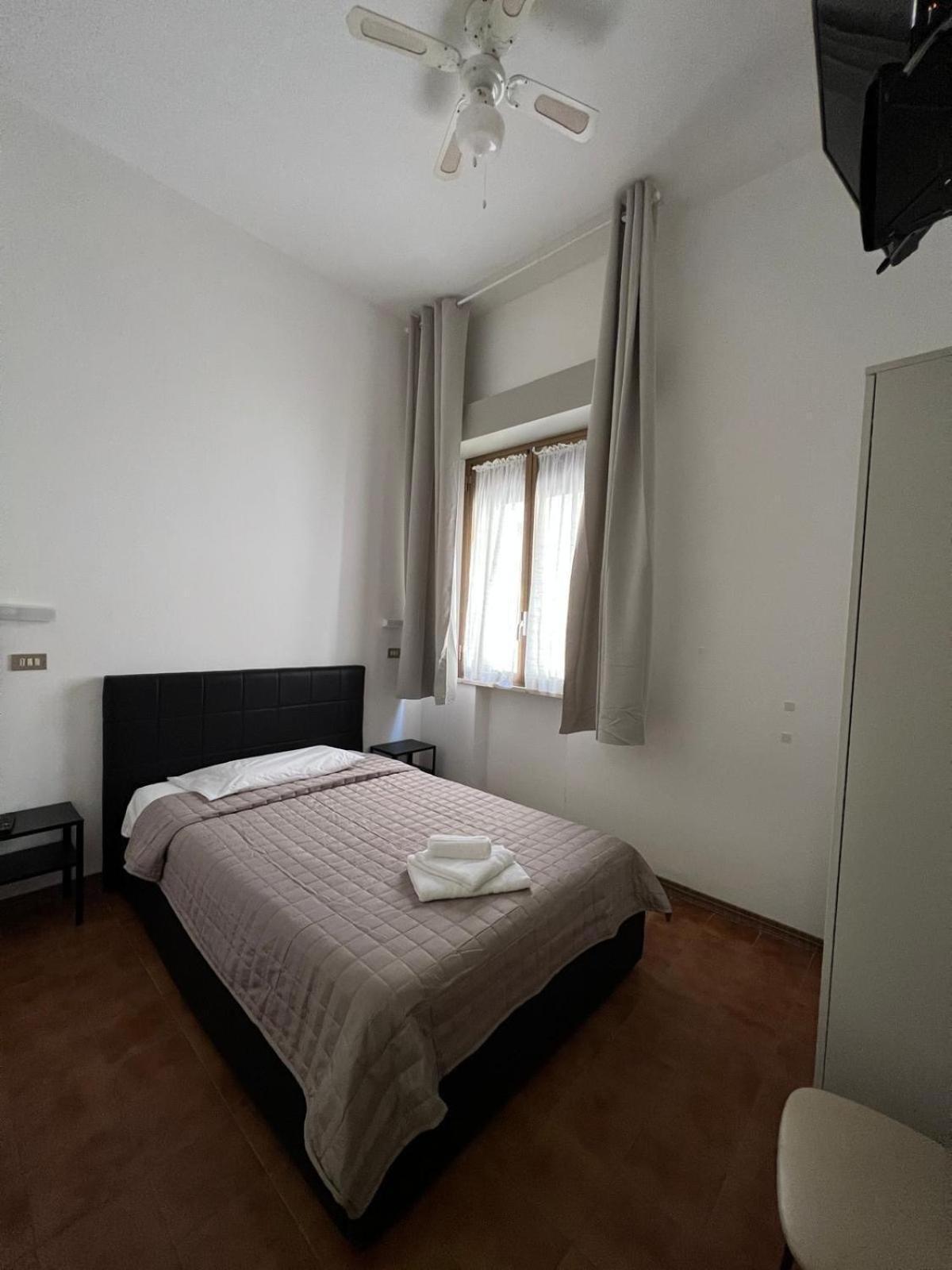 Hotel Villa Dei Fiori Беллария-Иджеа-Марина Экстерьер фото